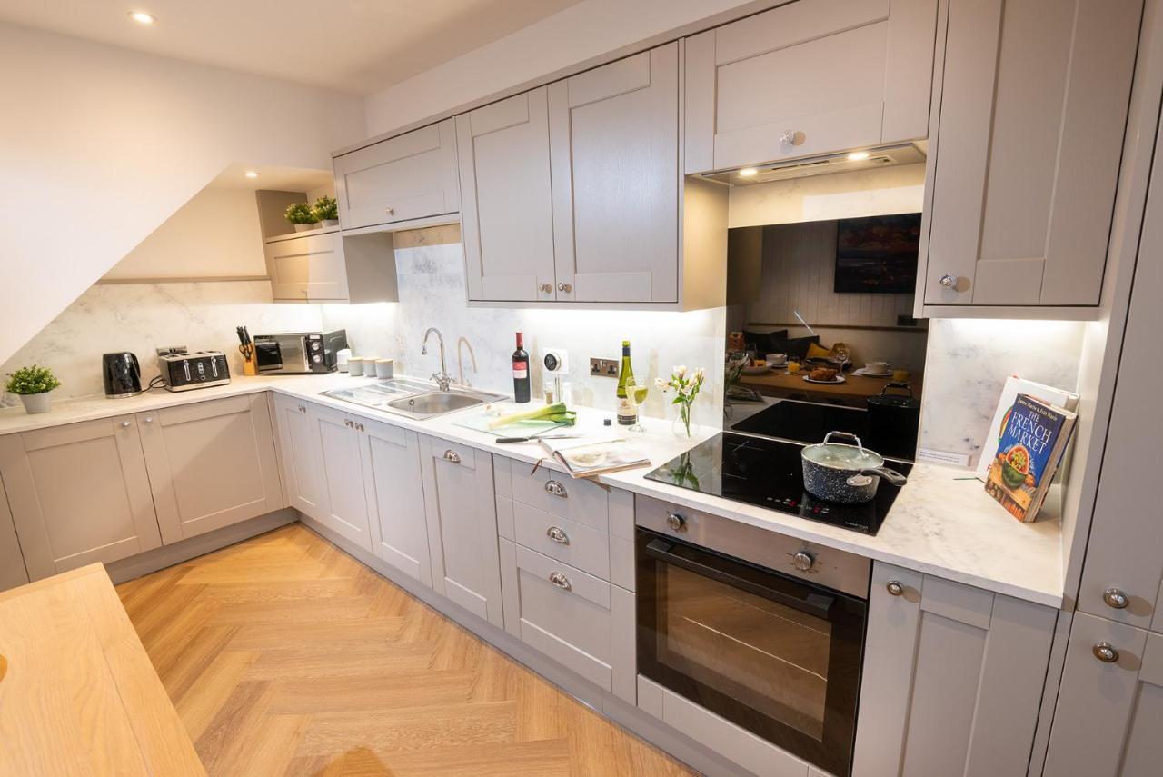 Lola'S Loft With Lake Views - Central Bowness - Pet Friendly Dış mekan fotoğraf